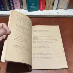 [Sách Mất Bìa] - II Thơ: Hành Khúc Mùa Xuân - Võ Văn Trực - 1980 796483