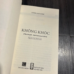 Không khóc (giải Goncourt 2014) 332997