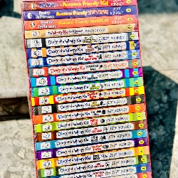 Bộ truyện Diary of a wimpy kid 24 cuốn mới 22728