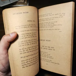 Với Đảng Mùa Xuân - Thơ 1022218