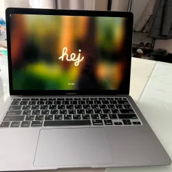 Laptop Apple MacBook Air 13 inch M1 256GB bạc vỏ nhôm mới 90% 998457