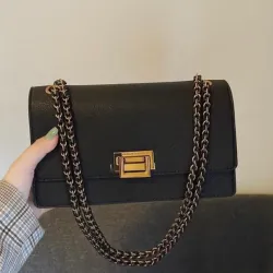 Túi xách nữ da PU đeo chéo phối dây xích vàng sang trọng 975278