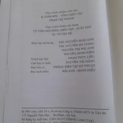 NHẬN DIỆN CÁC XU HƯỚNG VẬN ĐỘNG VÀ PHÁT TRIỂN CỦA VĂN HỌC NGHỆ THUẬT... 778210