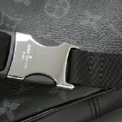 Túi đeo chéo Louis Vuitton Taiga Lama Bum Bag Outdoor M30245 613742