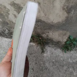 Từ kí hiệu đến biểu tượng do Trịnh Bá Đĩnh chủ biên  1006750