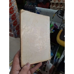 Nghệ Thuật Ứng Xử Và Sự Thành Công Ở Mỗi Người - 1993 mới 80% ố - KỸ NĂNG - HCM3012 749750