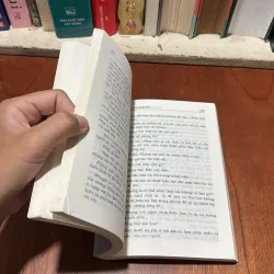 II Tập Truyện Ngắn Châu Mỹ La Tinh: Vầng Trăng Cầu Vồng - Nguyễn Trung Đức (Dịch) - 2001 786571