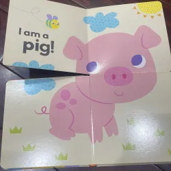 NGOẠI VĂN SÁCH TIẾNG ANH TRẺ EM : GUESS WHO? FARM - fold out book! Little beginners  1028116