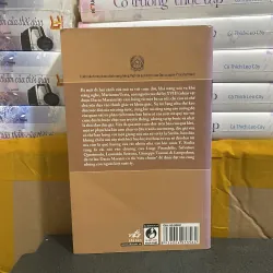 (tiểu thuyết) - Nữ công tước Marianna Ucria 977834