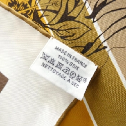 Khăn lụa JUNGLE LOVE RAINBOW của Hermès 623602