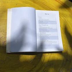 CUỐN SÁCH HOÀN HẢO VỀ NGÔN NGỮ CƠ THỂ 599120