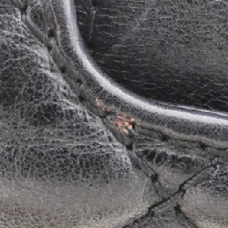 Túi xách chéo Chanel 611823