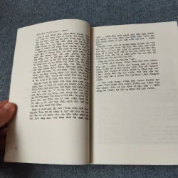 VĂN XUÔI LÃNG MẠN VIỆT NAM (1930 - 1945) TẬP TÁM 729242