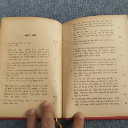 BỐN MƯƠI NĂM HOẠT ĐỘNG CỦA ĐẢNG 993174