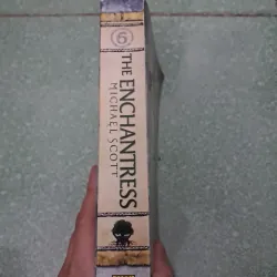 The enchantress 997430