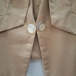 Áo khoác màu vàng đồng 604878