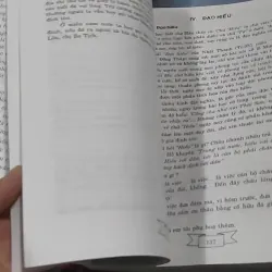 [MIỄN PHÍ BỌC SÁCH] Cách Xây Dựng Gia Phả Dòng Tộc Và Tuyển Chọn Các Bài Khấn Cổ Truyền C 727378