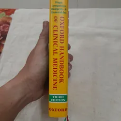 Oxford handbook of clinical medicine. 3rd edition. R.A. Hope 593074