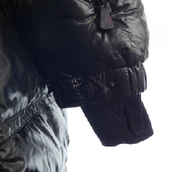 MONCLER GRENOBLE 539JH ROCHELAIR Áo khoác lông 632821