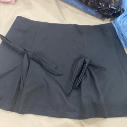 Chân váy siêu xinh ạ size M