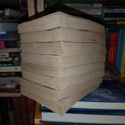 Xác chết loạn giang hồ - Ngọa Long Sinh (8 cuốn) 752327