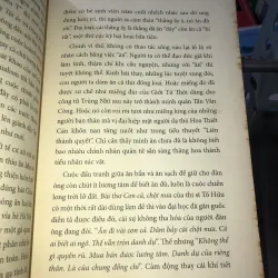 Con giai phố cổ - Nguyễn Việt Hà 1002410
