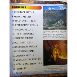 Science Files Metals BÌA CỨNG mới 85% bẩn nhẹ Steve Parker HPB2707 NGOẠI VĂN 192496