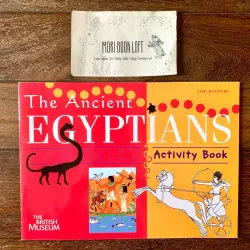 Sách ngoại văn set 4 cuốn Activity Books, Used, Bìa Mềm 756488