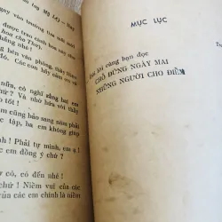 CHỖ ĐỨNG NGÀY MAI  929078