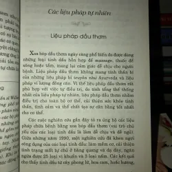 Liệu pháp tự nhiên chăm sóc sức khỏe phụ nữ - 100 chứng bệnh thường gặp 763841
