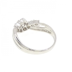 Nhẫn kim cương PT Flower 0.50CT 673359