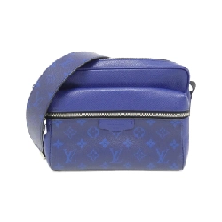 Túi đeo chéo Louis Vuitton Taiga Lama Outdoor Messenger PM M30242 - Hàng hiệu Chính hãng