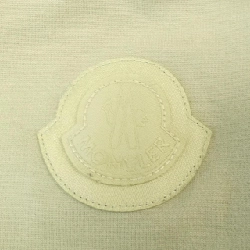 Moncler MONCLER 10938G00037 Áo khoác 627603