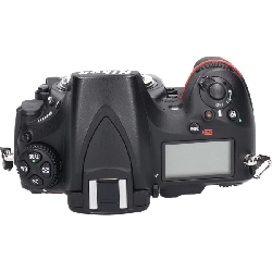 D810 - Hàng hiệu Authentic 880171