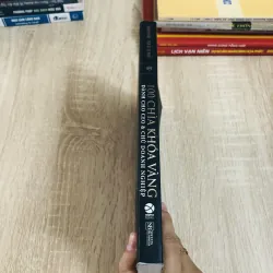 100 CHÌA KHOÁ VÀNG DÀNH CHO CEO & CHỦ DOANH NGHIỆP 1024390