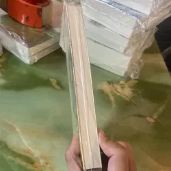 Cà phê đợi một người  1026329