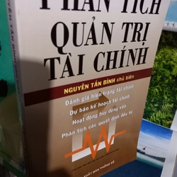 phân tích quản trị tài chính