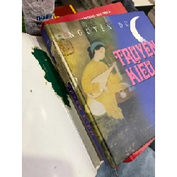 Truyện Kiều - Nguyễn Du ( Trần Nho Thìn chủ biên, Nguyễn Tuấn Cường khảo, chú, bình ) 122569