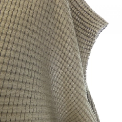 ISSEY MIYAKE MI11KR761 Áo 632906