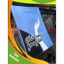 (TẶNG BOOKMARK) Chỉ trong gang tấc 2003 mới 60% ố bẩn cong ẩm nhẹ RBK0906 SÁCH VĂN HỌC