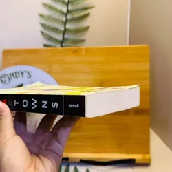 [Sách tiếng Anh 2hand] Like new 90% - PAPER TOWNS - John Green 557167
