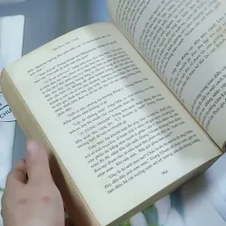 Ai Còn Chờ Ai Giữa Mùa Hoa Nở - Sói Xám Mọc Cánh 744737