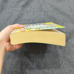 (Ngoại văn) Tom Gates - Book 3: Everything's Amazing (sort of) - by Liz Pichon 1036164