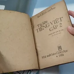 [XƯA] Tài liệu Tiếng Việt Cấp 2 - Sách Bổ túc văn hóa (1986) 776091