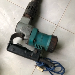 Máy đục 17Ly Makita Nhật