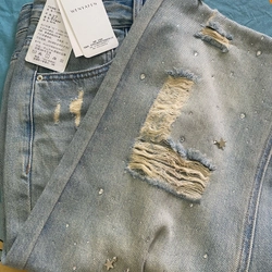Quần Jeans cạp cao, ống rộng, đính đá 524542