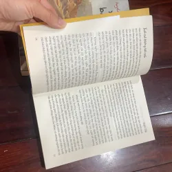 HUYỀN CHIP - combo 2 quyen : xách ba lô lên và đi . Tuổi trẻ không hối tiếc  1025885