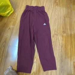 Quần adidas size S hoặc M nhỏ