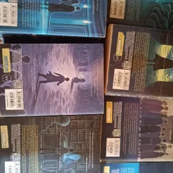 Trọn bộ 7 tập Harry Potter bìa lâu đài có tem chống giả 570370