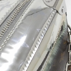 Túi đeo vai Louis Vuitton Monogram Metallic Nebula Mini Soft Trunk M23145 613091